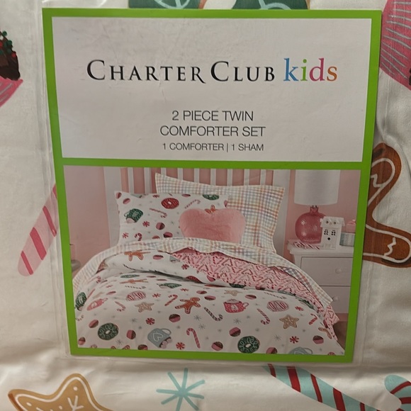 CHARTER CLUB KIDS TWIN Sugar & Spice w/Gingerbread Man Reversible Comforter Set - Picture 2 of 11